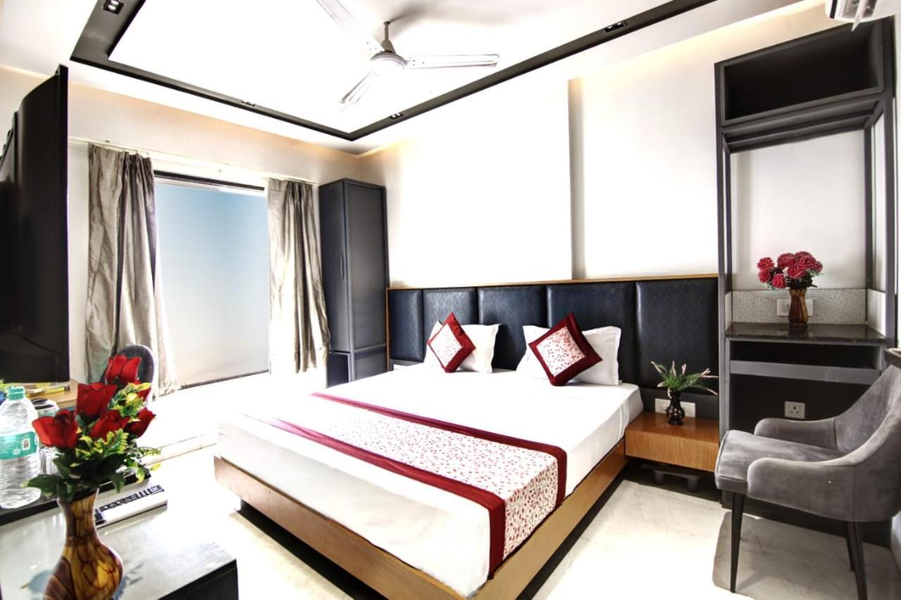 Almora Sky Near By Delhi International Airport With - Free Airport Pickup And Drop New Delhi